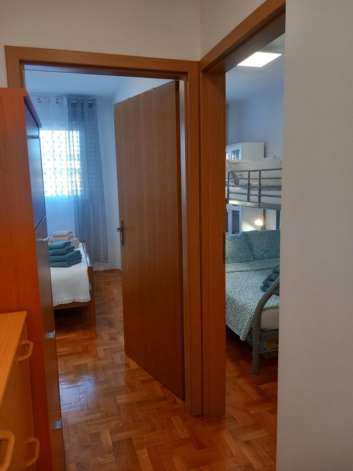 Apartment Harmony - Pleasant And Comfortable Place With A Balcony And A Secured Garage Split Exterior photo
